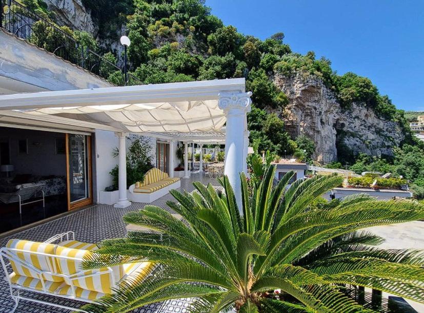 ! Exclusive Deals! On Whtsapp ! Check The Number From The Photos! Superlative Panoramic Terrace ! * Sorrento