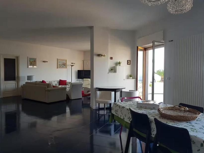 ! Exclusive Deals! On Whtsapp ! Check The Number From The Photos! Superlative Panoramic Terrace ! * Sorrento